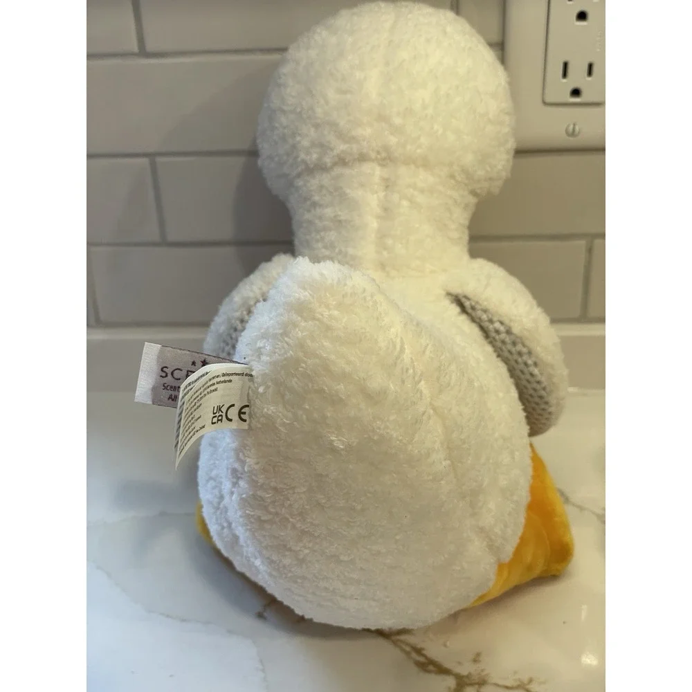 Dolores the Duck Scentsy Buddy Plush Stuffed Cuddle Zipper‎ Pocket Used Mother
